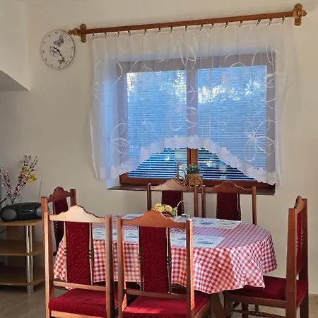 V Centru Kralovstvi Sov Διαμέρισμα Králíky